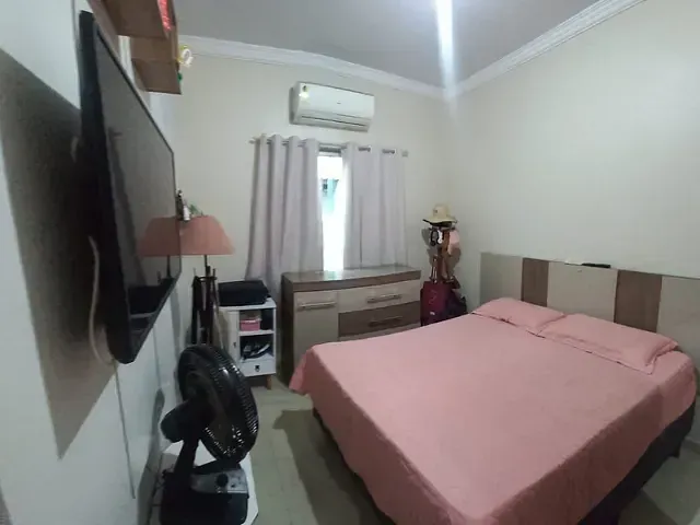 Casa 2 quartos e 1 banheiro, à venda, no bairro Parque Jóquei Club em Campos dos Goytacazes