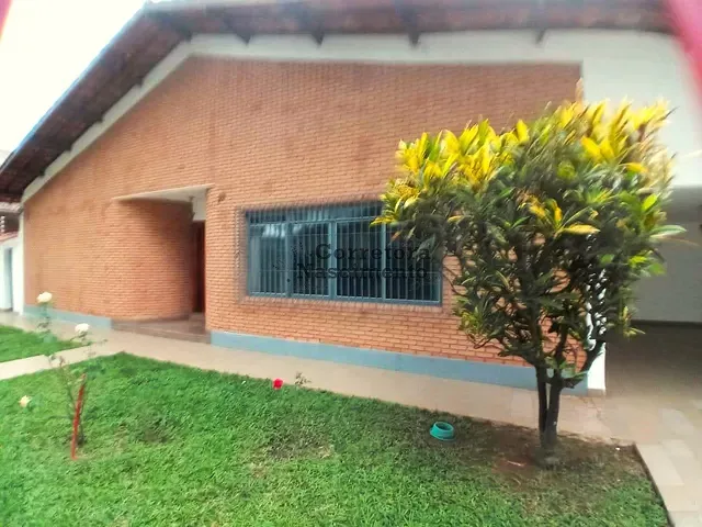 Casa com 800m² 4 quartos e 5 banheiros, à venda, no bairro Jardim Apolo em São José dos Campos