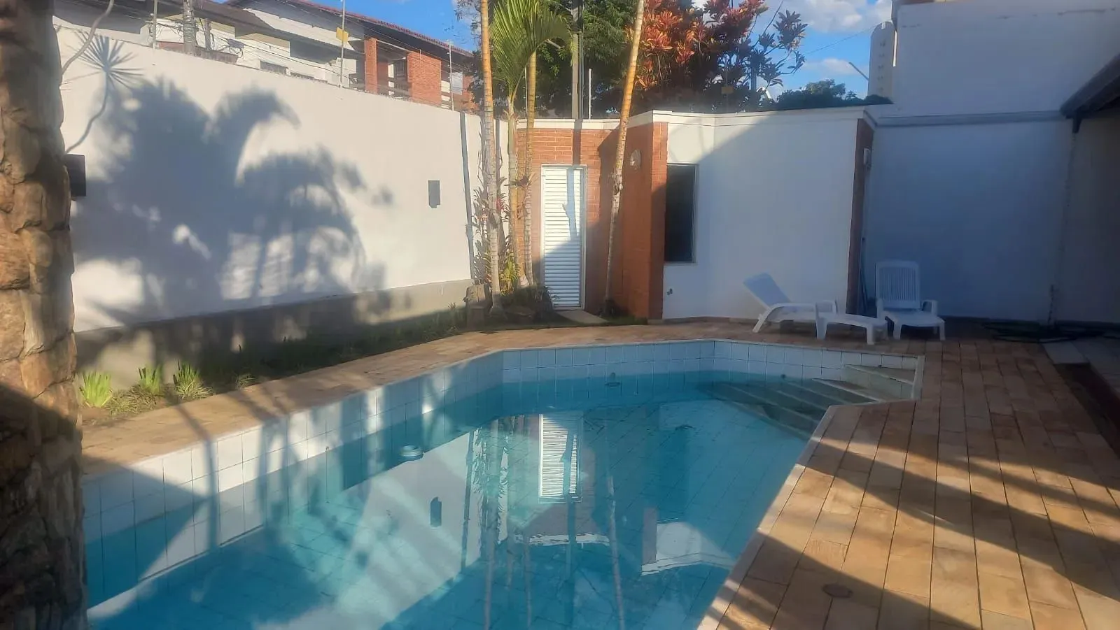 Casa, 5 quartos, 320 m² - Foto 1