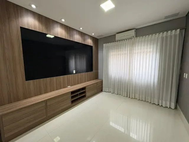 Casa 4 quartos e 6 banheiros, à venda, no bairro Swiss Park em Campinas