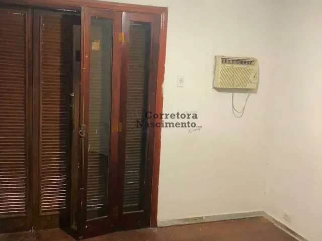 Casa com 1159m² 4 quartos e 2 banheiros, à venda, no bairro Jardim Esplanada em São José dos Campos