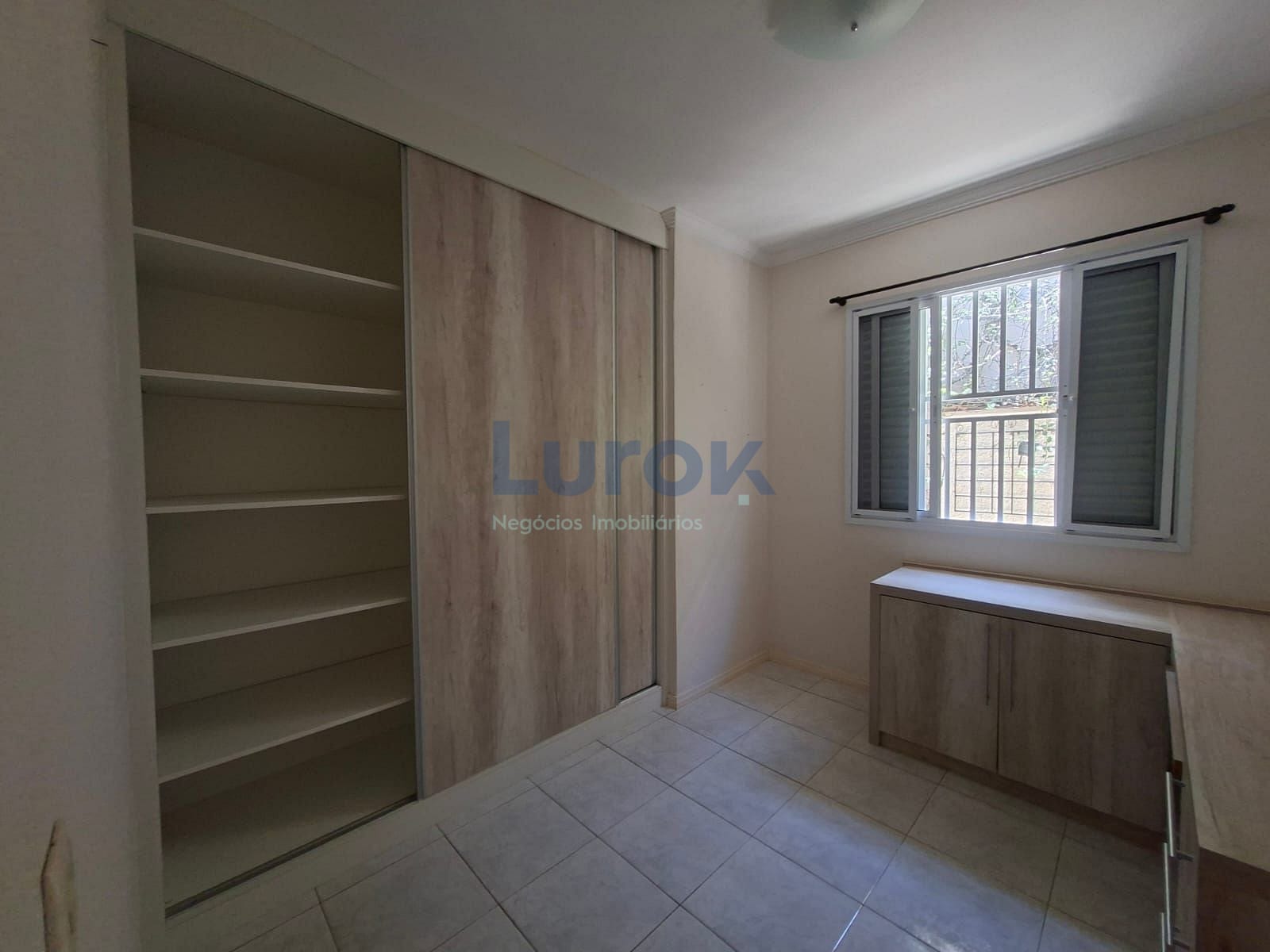 Casa, 3 quartos, 176 m² - Foto 2