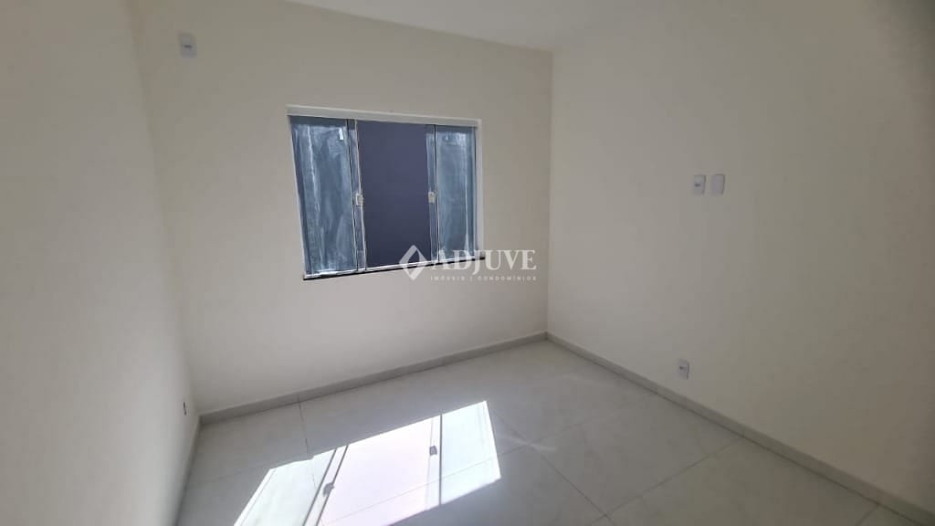 Casa à venda com 3 quartos, 105m² - Foto 11