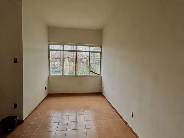 Casa com 432m² 3 quartos e 1 banheiro, à venda, no bairro Parque Leopoldina em Campos dos Goytacazes