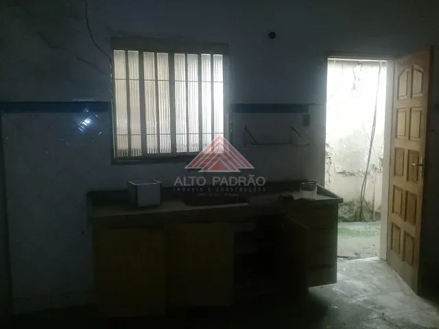 Casa com 110m², para alugar, no bairro Jardim Pilar em Mauá