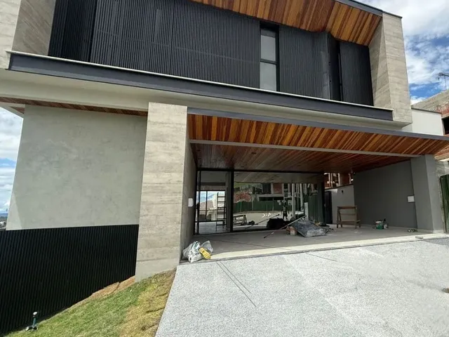 Casa com 357m² 4 quartos e 5 banheiros, à venda ou para alugar, no bairro Urbanova em São José Dos Campos