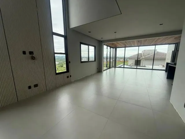 Casa com 357m² 4 quartos e 5 banheiros, à venda ou para alugar, no bairro Urbanova em São José Dos Campos