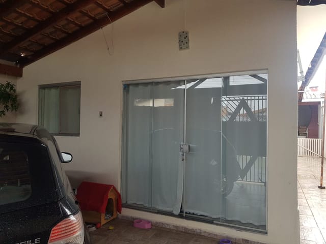 Casa com 133m² 2 quartos e 1 banheiro, à venda, no bairro Marieta Azeredo em Pindamonhangaba