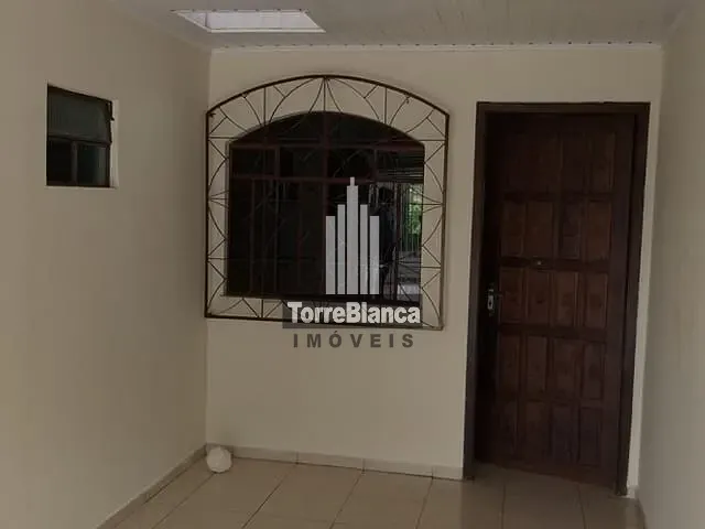 Casa com 382m² 5 quartos e 1 banheiro, à venda, no bairro Uvaranas em Ponta Grossa