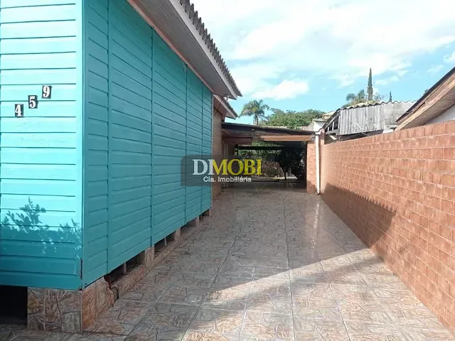 Casa com 300m² 2 quartos e 1 banheiro, à venda, no bairro Passo dos Ferreiros em Gravataí