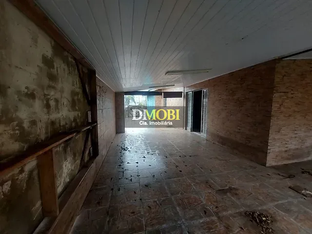Casa com 300m² 2 quartos e 1 banheiro, à venda, no bairro Passo dos Ferreiros em Gravataí