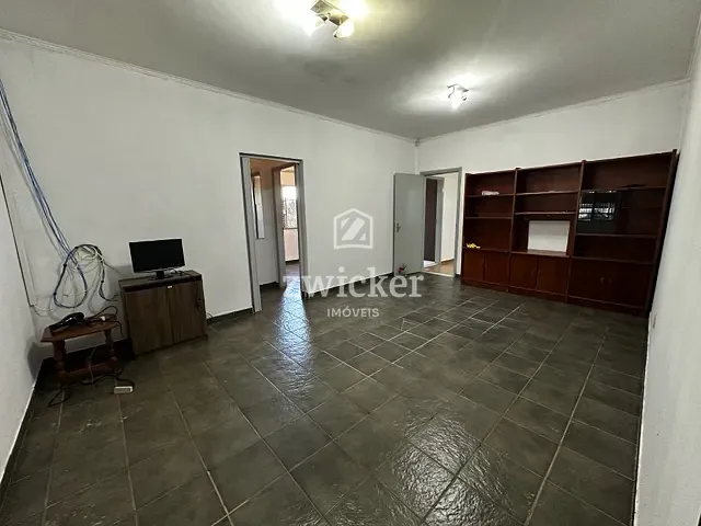 Casa com 273m² 4 quartos e 3 banheiros, à venda, no bairro Parque Vista Alegre em Bauru