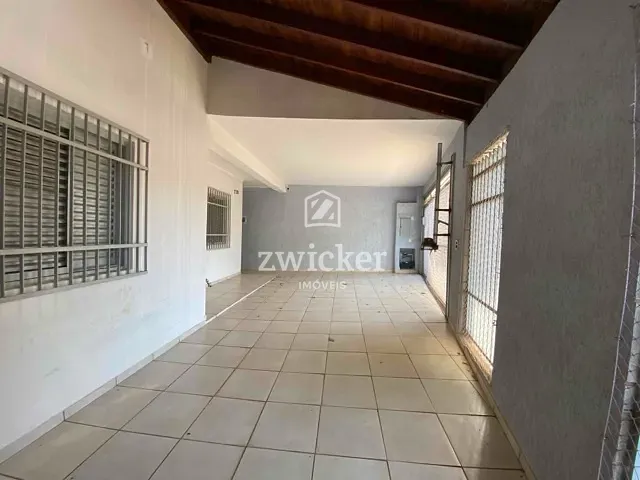 Casa com 273m² 4 quartos e 3 banheiros, à venda, no bairro Parque Vista Alegre em Bauru