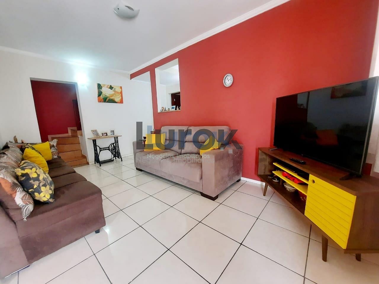 Casa à venda com 3 quartos, 427m² - Foto 1