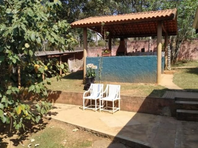 Casa com 1068m² 4 quartos e 4 banheiros, à venda, no bairro Parque Jaguari (Fazendinha) em Santana de Parnaíba