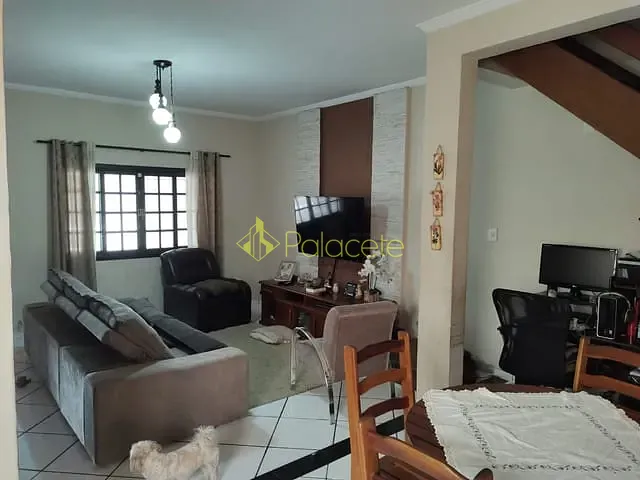 Casa com 210m² 2 quartos e 3 banheiros, à venda, no bairro Cidade Industrial em Lorena