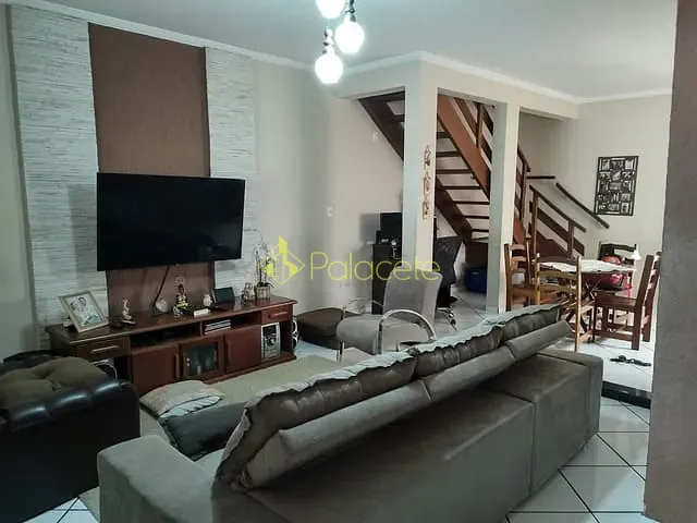 Casa com 210m² 2 quartos e 3 banheiros, à venda, no bairro Cidade Industrial em Lorena