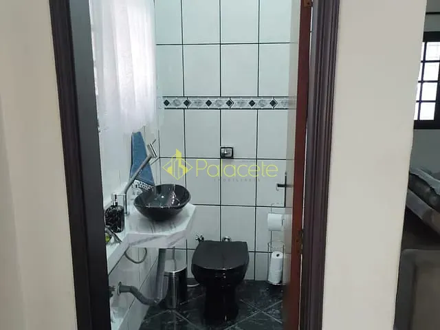 Casa com 210m² 2 quartos e 3 banheiros, à venda, no bairro Cidade Industrial em Lorena