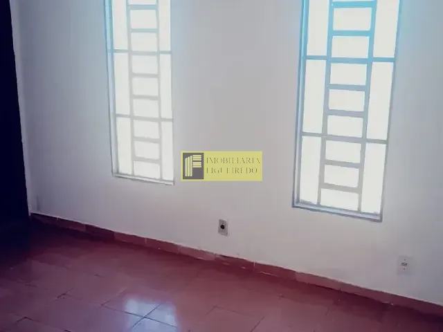 Casa 2 quartos e 1 banheiro, para alugar, no bairro Conjunto Habitacional Cristo Rei em São José do Rio Preto