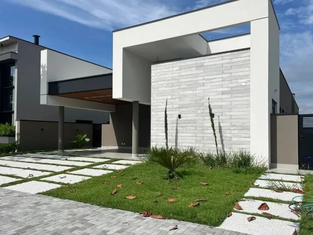 Casa com 554m² 4 quartos e 4 banheiros, à venda, no bairro Condomínio Residencial Alphaville em São José Dos Campos