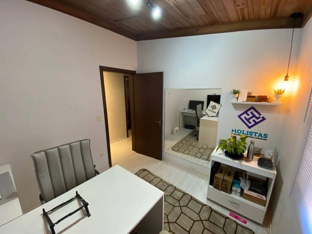 Casa com 280m² 3 quartos e 2 banheiros, à venda, no bairro Areal em Pelotas