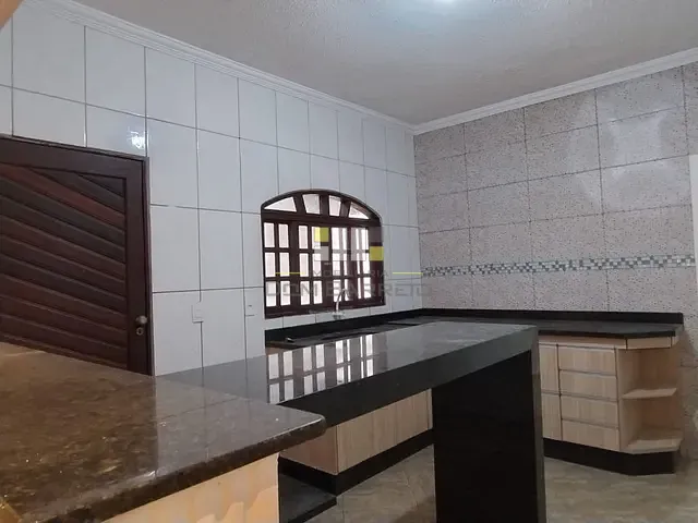 Casa 2 quartos e 1 banheiro, para alugar, no bairro Jardim Lucélia em Sumaré