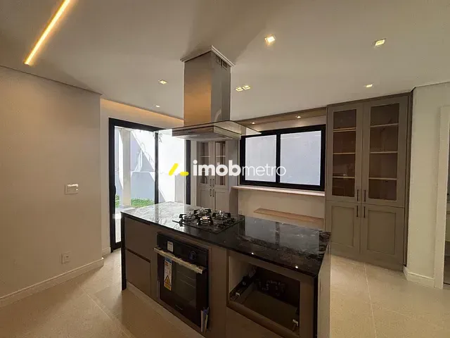 Casa com 135m² 3 quartos e 4 banheiros, à venda ou para alugar, no bairro Jardim das Paineiras em Campinas