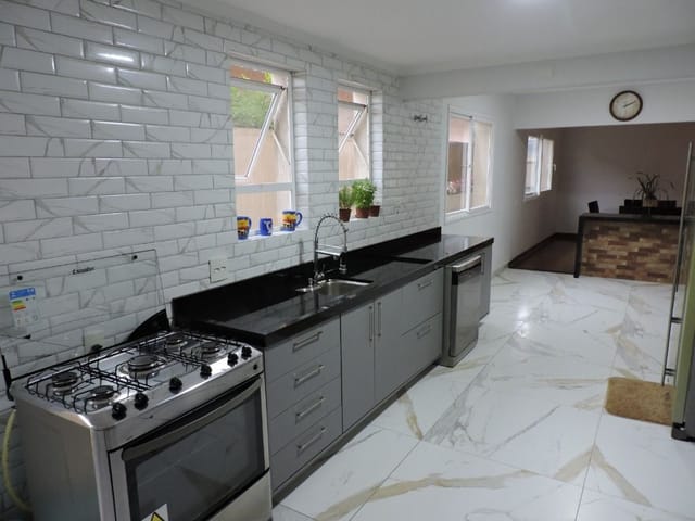Casa com 1000m² 5 quartos e 6 banheiros, à venda, no bairro Paraisópolis em São Paulo