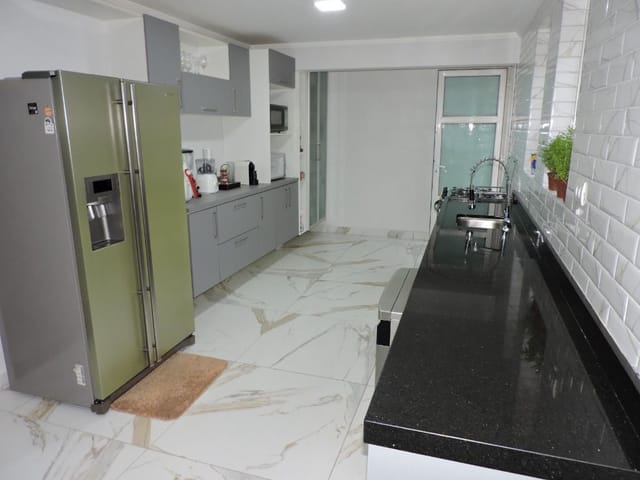 Casa com 1000m² 5 quartos e 6 banheiros, à venda, no bairro Paraisópolis em São Paulo