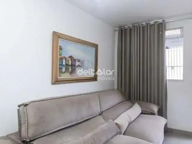Casa com 88m² 3 quartos e 2 banheiros, à venda, no bairro Heliópolis em Belo Horizonte