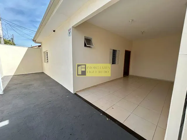 Casa com 240m² 3 quartos e 3 banheiros, para alugar, no bairro Bom Jardim em São José do Rio Preto