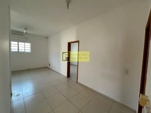 Casa com 240m² 3 quartos e 3 banheiros, para alugar, no bairro Bom Jardim em São José do Rio Preto
