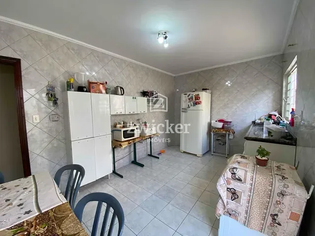 Casa com 342m² 4 quartos e 3 banheiros, à venda, no bairro Cidade Jardim em Bauru