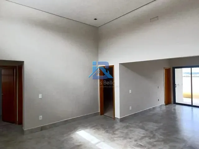 Casa com 250m² 3 quartos e 2 banheiros, à venda, no bairro Reserva do Parque em Itatiba