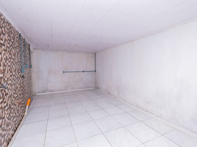 Casa com 45m² 2 quartos e 1 banheiro, para alugar, no bairro Centro em Pelotas