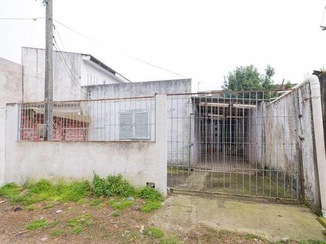 Casa com 45m² 2 quartos e 1 banheiro, para alugar, no bairro Centro em Pelotas