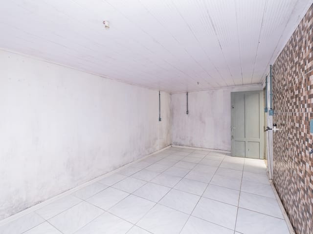 Casa com 45m² 2 quartos e 1 banheiro, para alugar, no bairro Centro em Pelotas