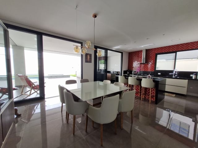 Casa com 481m² 3 quartos e 5 banheiros, à venda, no bairro Condomínio Residencial Alphaville II em São José dos Campos