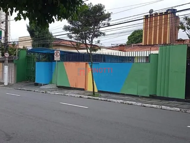 Casa 1 quarto e 9 banheiros, para alugar, no bairro Nova Petrópolis em São Bernardo do Campo