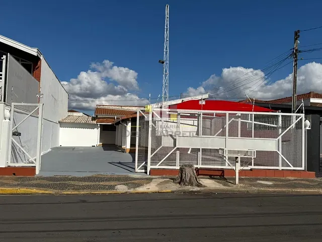 Casa com 250m² 1 quarto e 1 banheiro, à venda, no bairro Vila Miranda em Sumaré