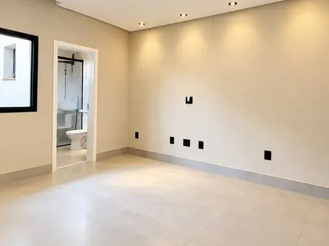 Casa 3 quartos e 2 banheiros, à venda, no bairro Parque Vasconcellos em Hortolândia