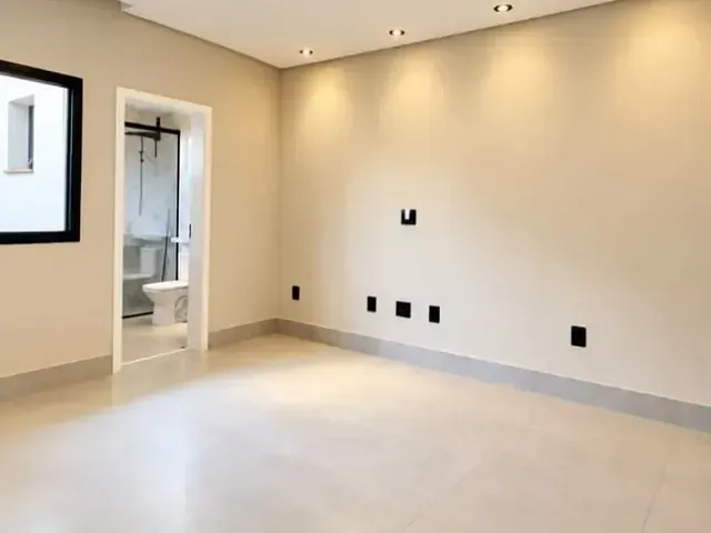 Casa 3 quartos e 2 banheiros, à venda, no bairro Parque Vasconcellos em Hortolândia