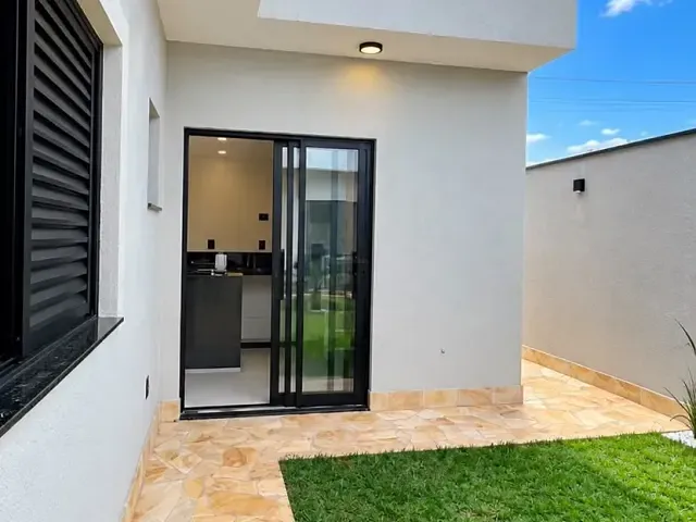 Casa 3 quartos e 2 banheiros, à venda, no bairro Parque Vasconcellos em Hortolândia