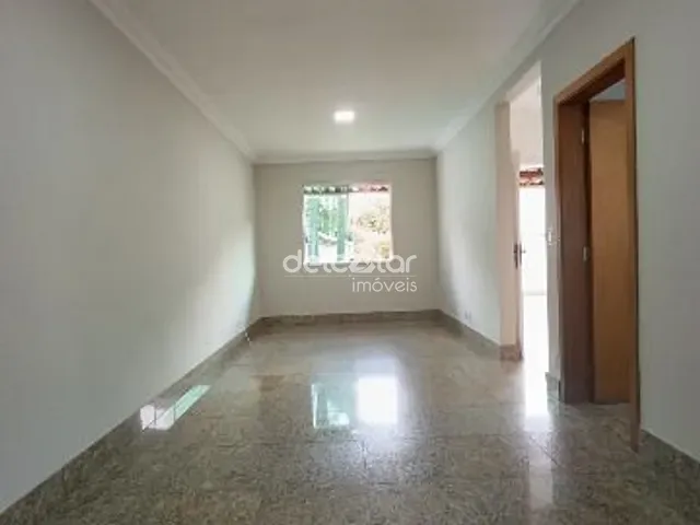 Casa com 110m² 3 quartos e 2 banheiros, à venda, no bairro Santa Amelia em Belo Horizonte