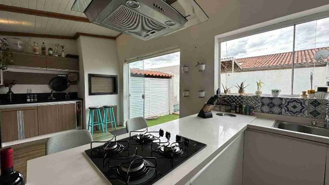 Casa com 143m² 2 quartos e 1 banheiro, à venda, no bairro Três Vendas em Vinte e Cinco de Julho