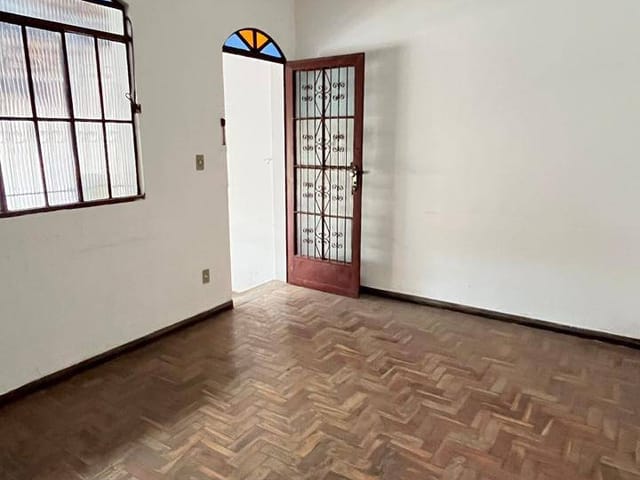 Foto do Casa - Casa de 3 quartos, 2 vagas com edícula com mais 1 quarto para locação, Santa Amélia, Belo Horizonte, MG | Deltalar Imóveis