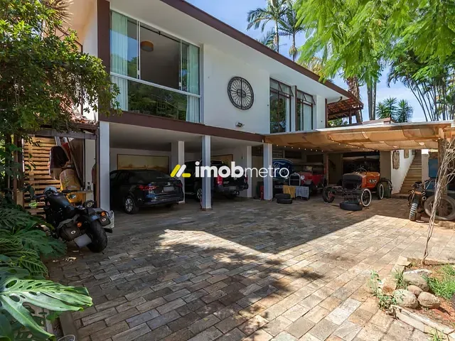 Casa com 1100m² 4 quartos e 7 banheiros, à venda ou para alugar, no bairro Jardim das Paineiras em Campinas