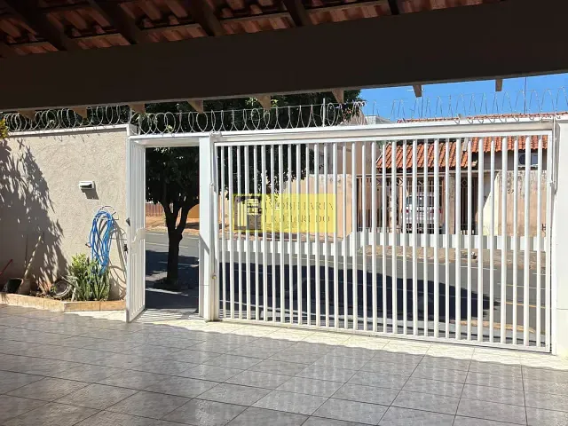 Casa 3 quartos e 3 banheiros, para alugar, no bairro Jardim Nunes em São José do Rio Preto