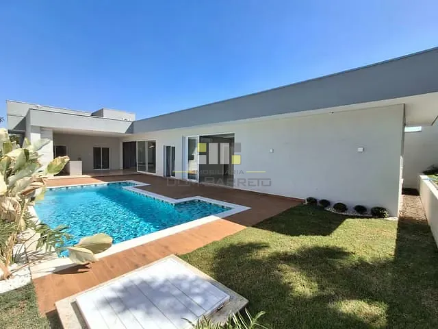 Casa com 490m² 4 quartos e 4 banheiros, à venda, no bairro Parque Fortaleza em Nova Odessa