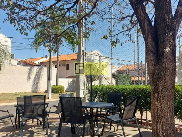 Casa 3 quartos e 2 banheiros, para alugar, no bairro Higienópolis em São José do Rio Preto